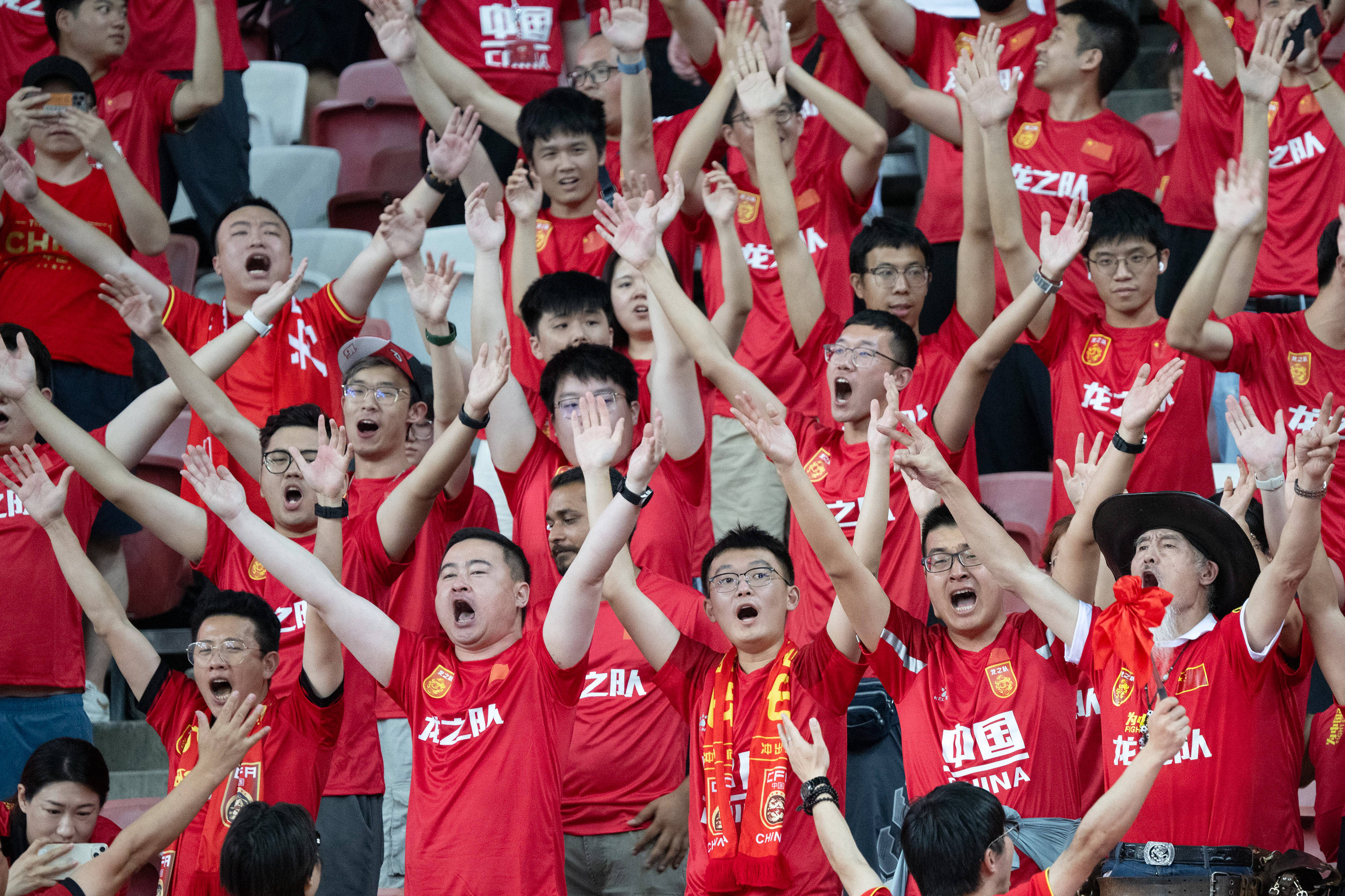 国足备战氛围热烈，备战备受关注的简单介绍