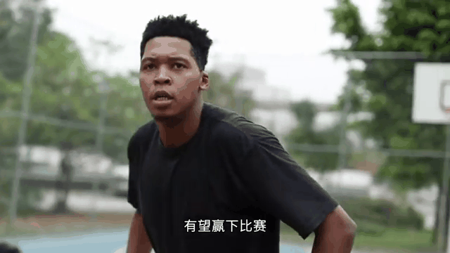 篮网队险胜马刺，取得晋级决赛资格 